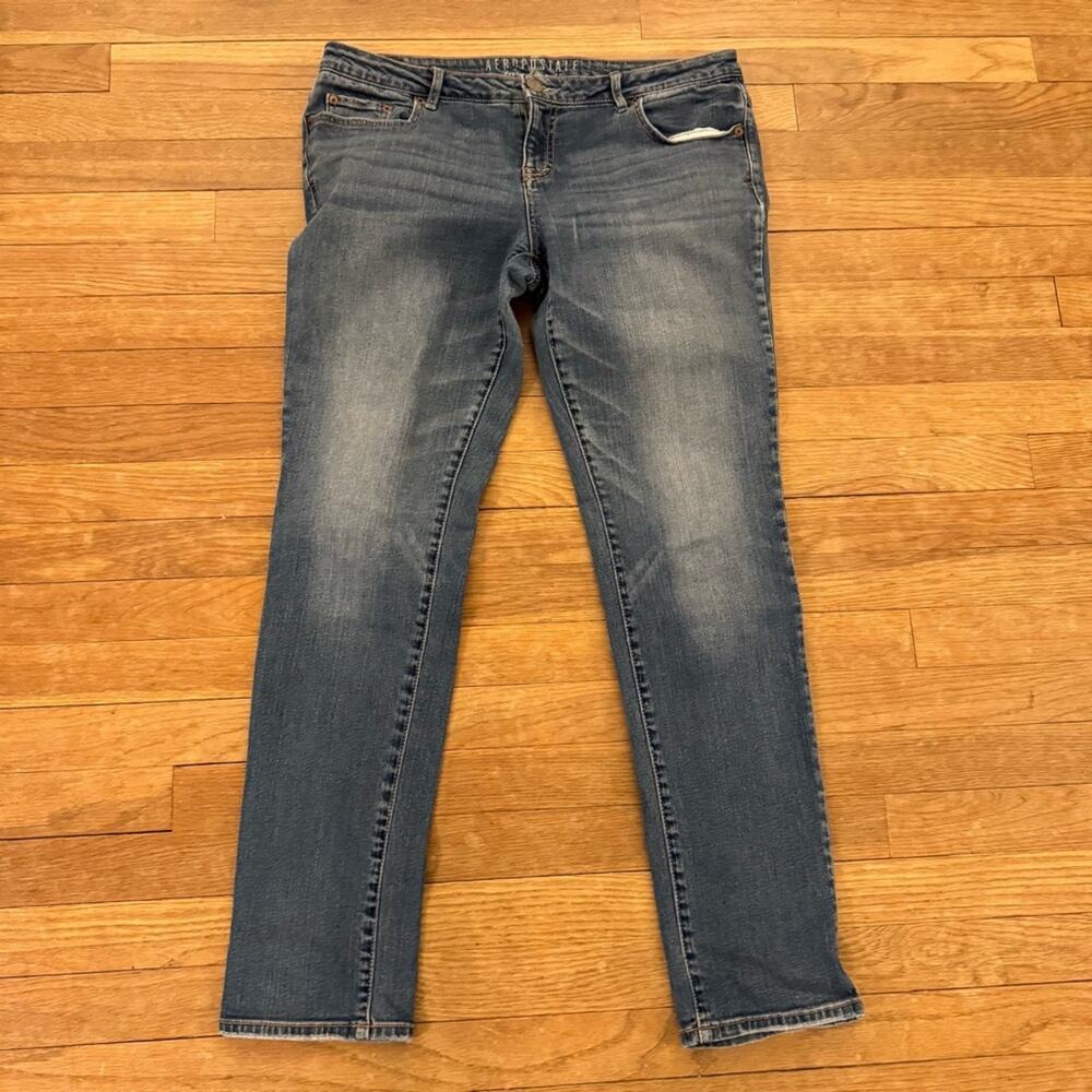 Aeropostale skinny medium wash mid rise jeans pants size 12
 b10